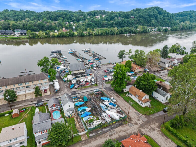 More Photos Of 228 Arch St, Verona Marina For Sale