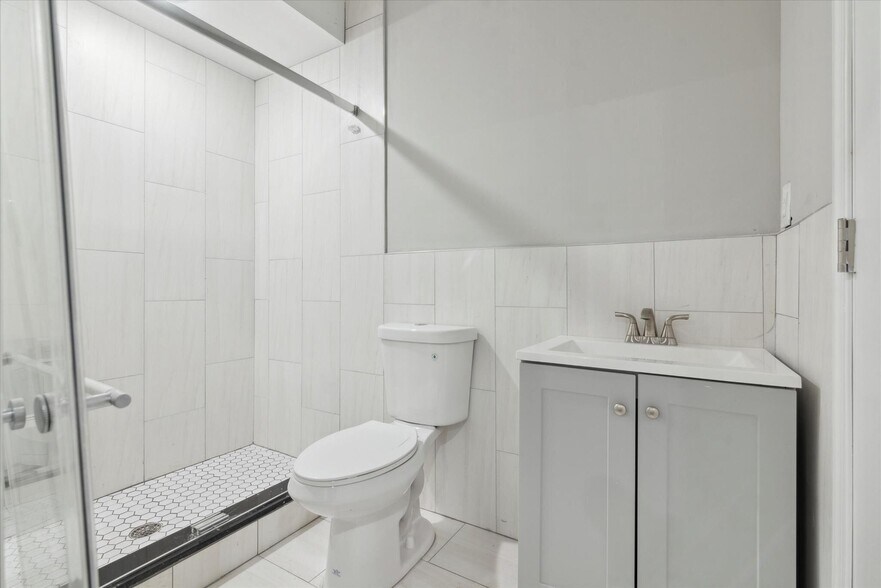 More Photos Of 1230 N Marshall St, Philadelphia Apartments For Sale