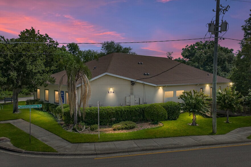 More Photos Of 1214 W Reynolds St, Plant City Office For Sale