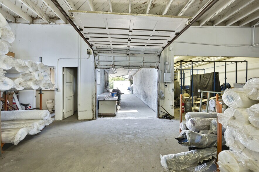 More Photos Of 2250 Martin Luther King Jr Ave, Long Beach Warehouse For Sale