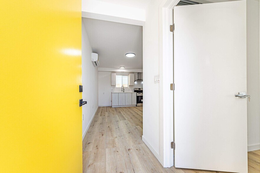 More Photos Of 4626 Wall St, Los Angeles Apartments For Sale