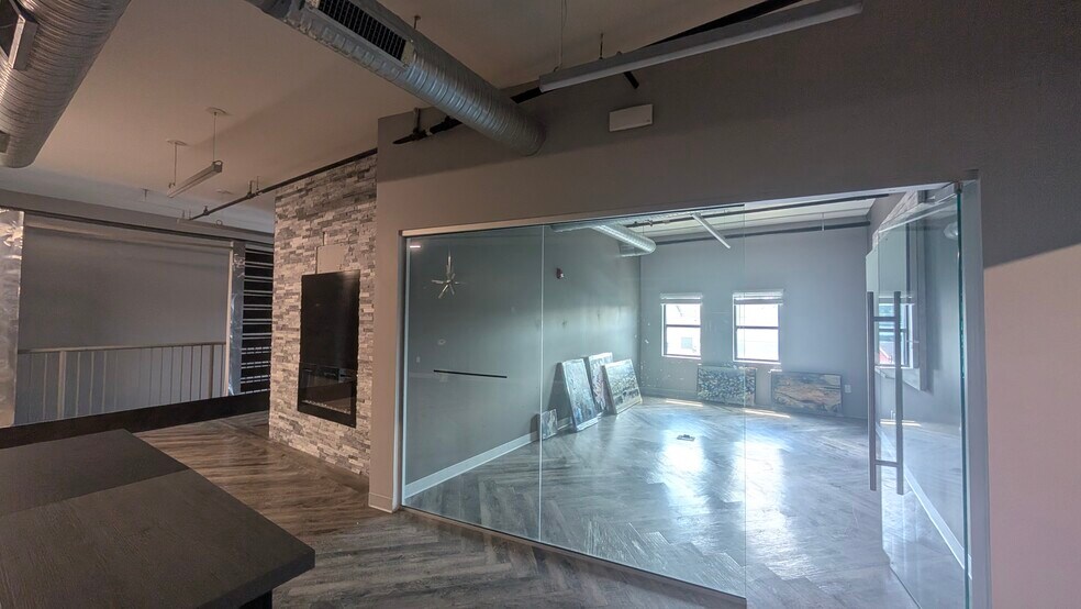 More Photos Of 2301 N Meridian St, Indianapolis Medical For Lease