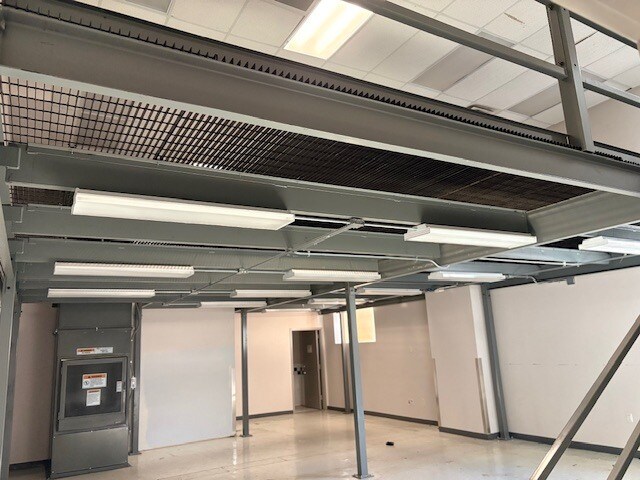 More Photos Of 5918-24 13th Ave, Brooklyn Office For Lease