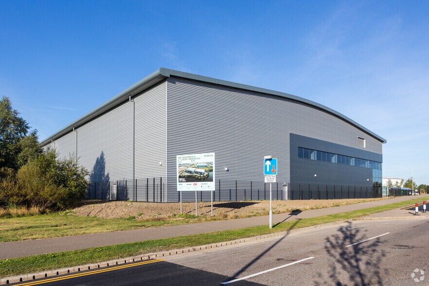 3334 Rennie Dr, Dartford DA1 5GA Industrial For Lease