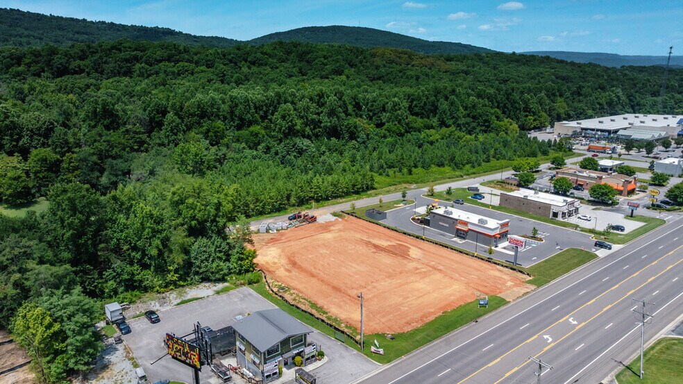 More Photos Of 3365 Rhea County Hwy, Dayton General Retail For Lease