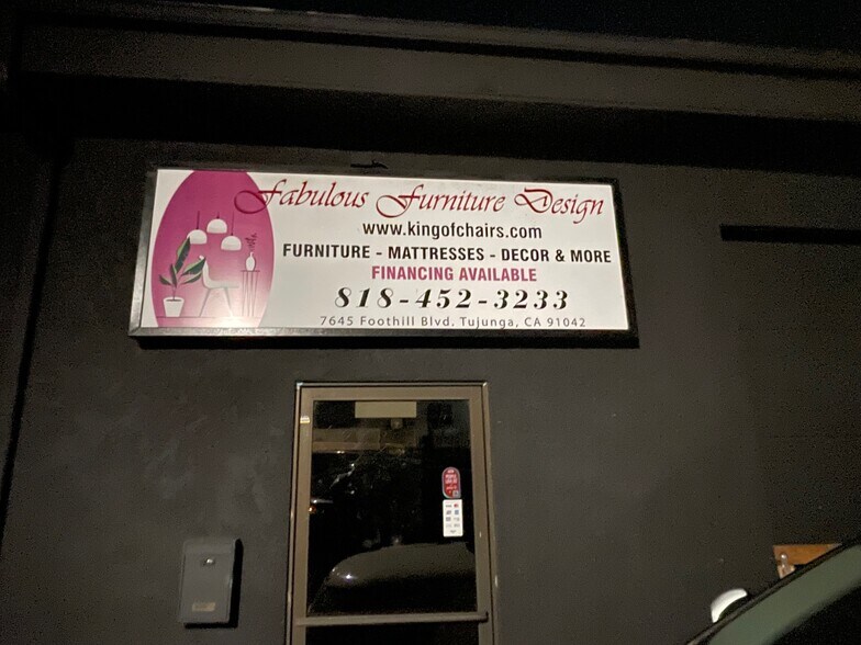 More Photos Of 4143 Foothill Blvd, Tujunga General Retail For Lease