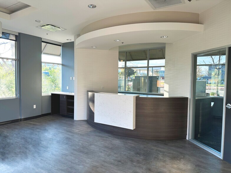 More Photos Of 2830 Valmont Rd, Boulder Medical For Sale