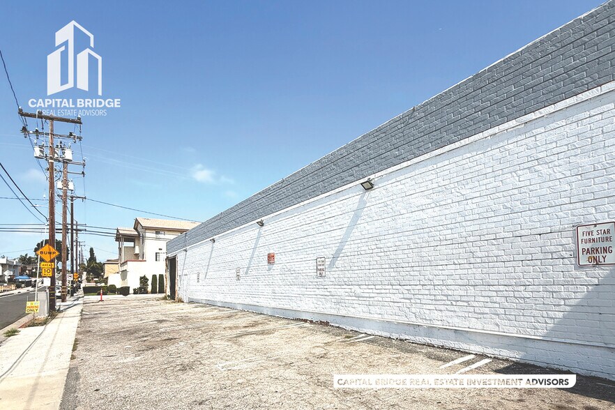 More Photos Of 13441 Hawthorne Blvd, Hawthorne Freestanding For Lease