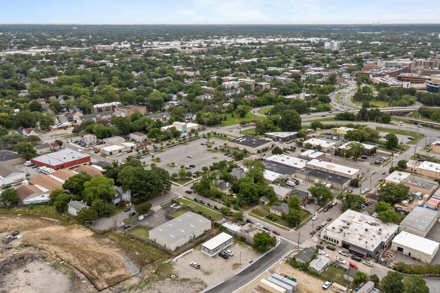 More Photos Of 1231 Boissevain Ave, Norfolk General Retail For Sale