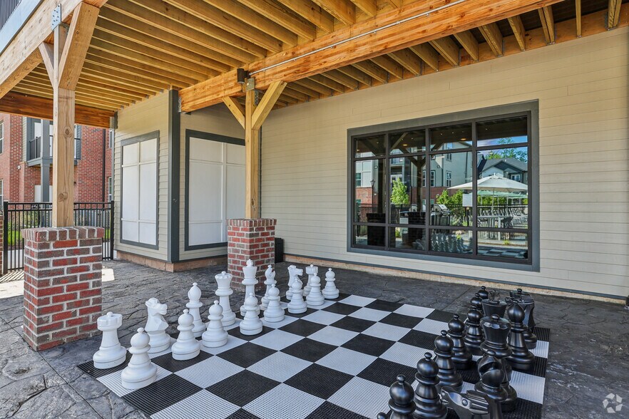 More Photos Of 2418 Main St, Rocky Hill Apartments For Lease