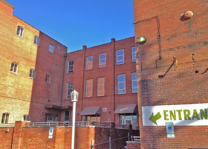 More Photos Of 232 E 11th St, Chattanooga Medical For Sale