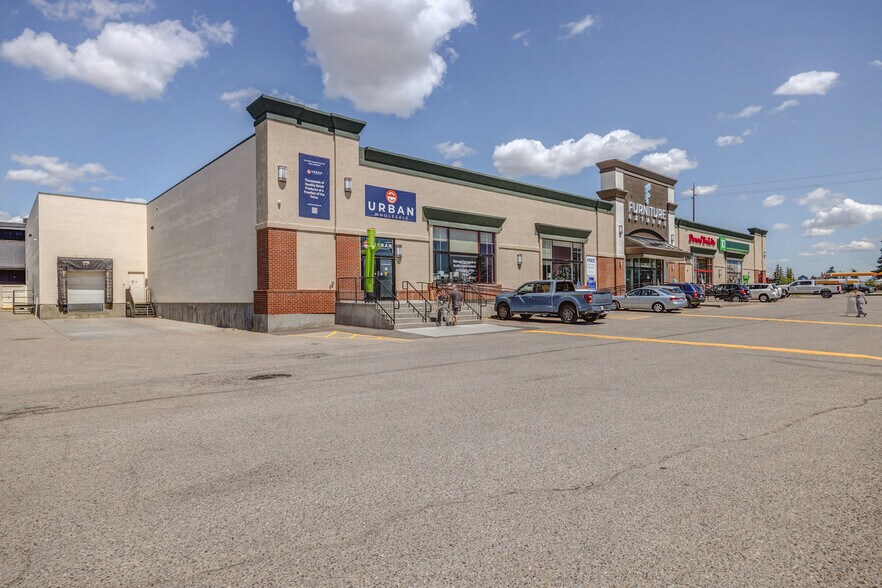 More Photos Of 9639 Macleod Trl SW, Calgary Unknown For Lease