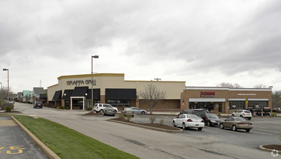 More Photos Of 1566-1696 Country Club Plaza Dr, Saint Charles Unknown For Lease