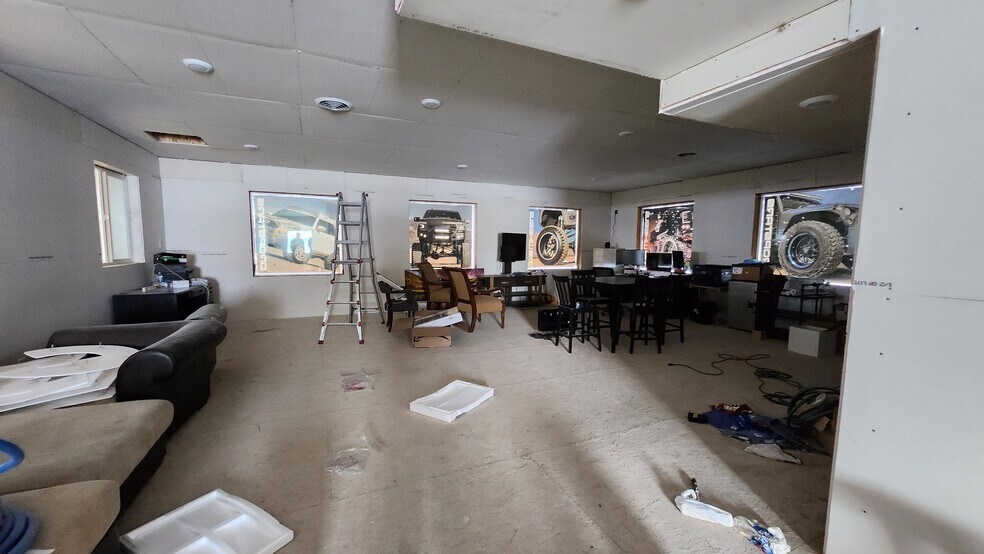 More Photos Of 1334 S Yellowstone Hwy, Rexburg Warehouse For Sale