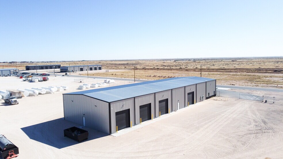 More Photos Of 5914 County 135 rd, Midland Warehouse For Lease