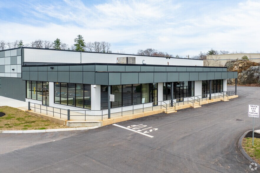 More Photos Of 196 E Main St, Milford Light Manufacturing For Sale