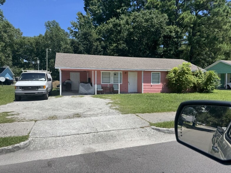 More Photos Of 407 Maides Ave, Wilmington Apartments For Sale