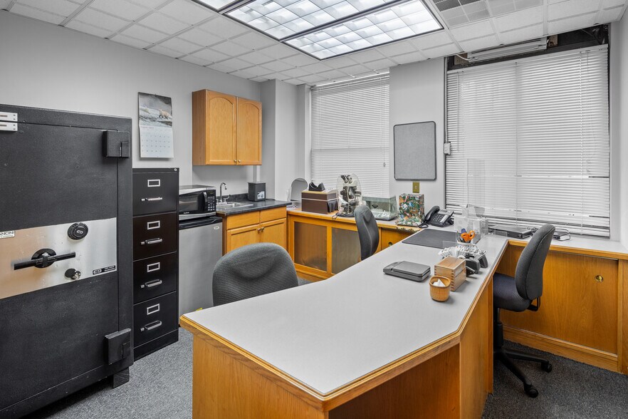 More Photos Of 333 Washington St, Boston Office For Lease