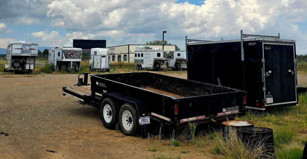 More Photos Of 1435 NM 333, Edgewood Warehouse For Sale