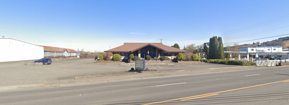 More Photos Of 1611 N National Ave, Chehalis Office For Sale