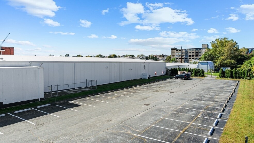 More Photos Of 11 David St, New Bedford Warehouse For Lease