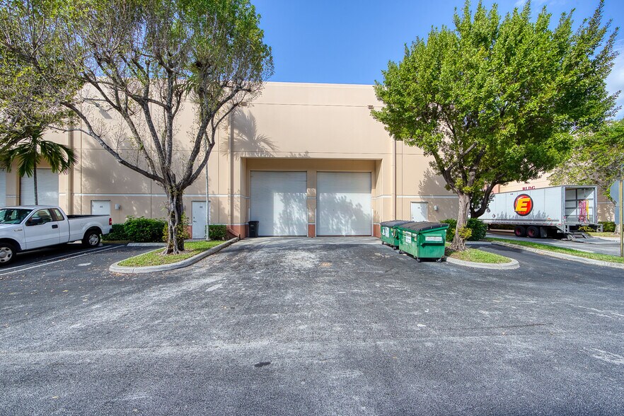 More Photos Of 601 N Congress Ave, Delray Beach Medical For Sale