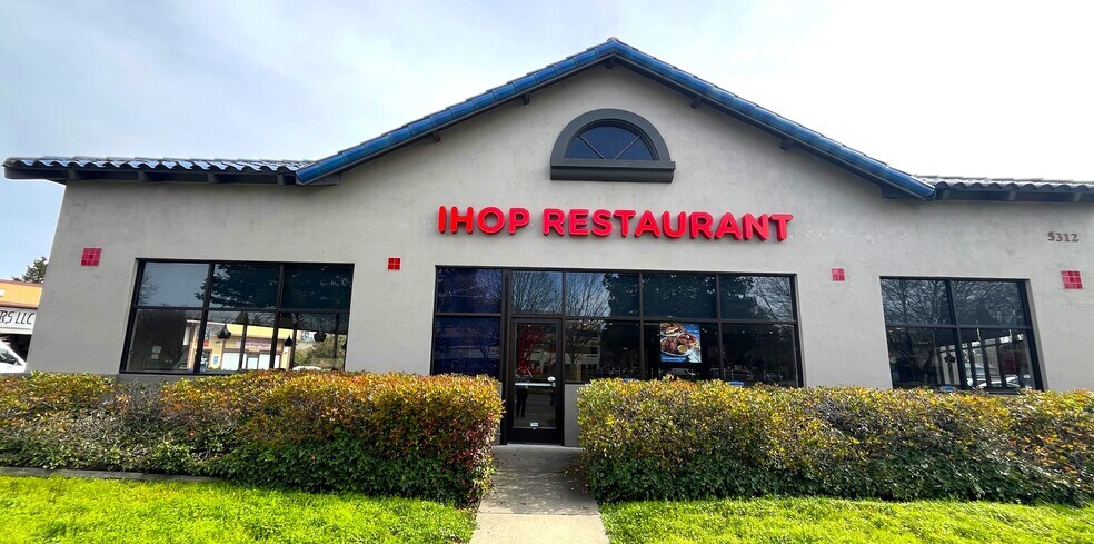 More Photos Of 5312 Old Redwood Hwy, Petaluma Restaurant For Lease