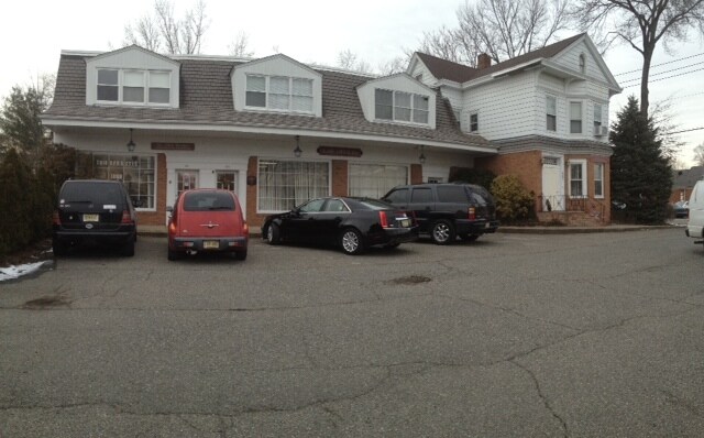 More Photos Of 565 Newark Pompton Tpke, Pompton Plains Coworking Space