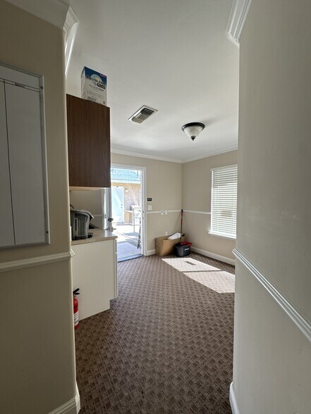 More Photos Of 4130-4136 Grass Valley Hwy, Auburn Office Residential For Sale