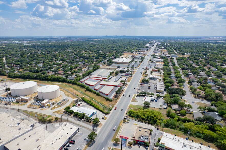 More Photos Of 13860 Nacogdoches Rd, San Antonio Freestanding For Sale