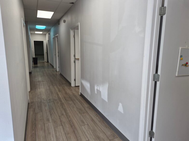 More Photos Of 1320 Culver Dr, Palm Bay Flex For Lease