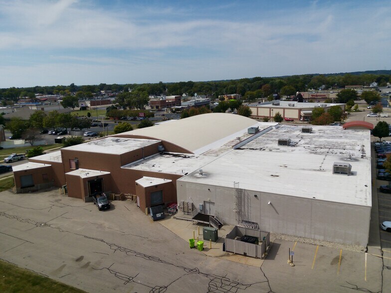 More Photos Of 1800 Milton Ave, Janesville Freestanding For Lease