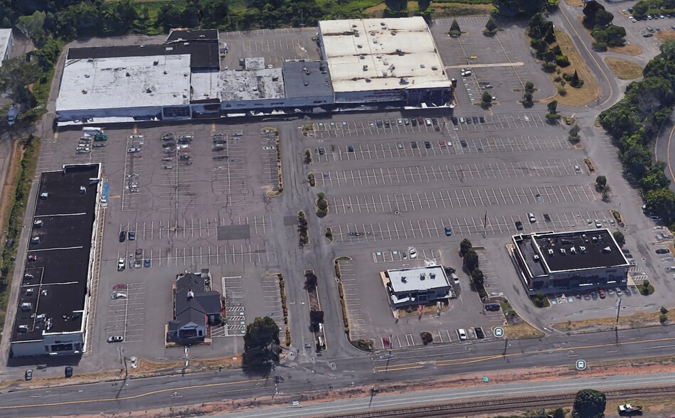 More Photos Of 970 N Colony Rd, Wallingford General Retail For Lease