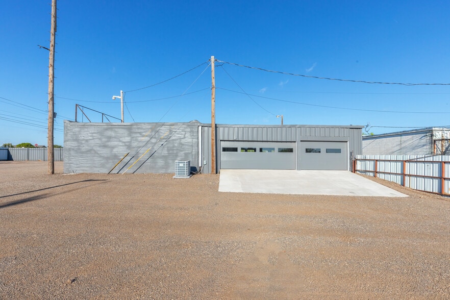 More Photos Of 769 Arnold Blvd, Abilene Flex For Sale
