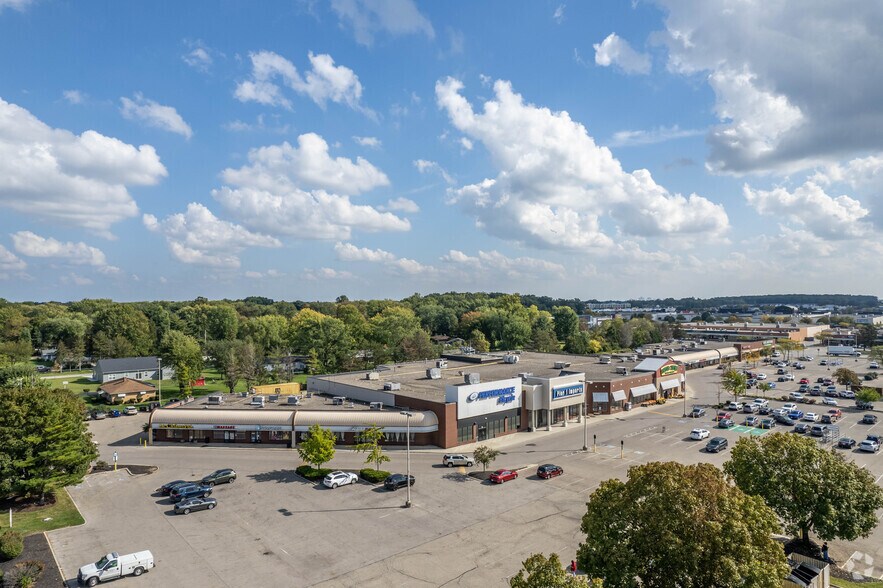 More Photos Of 6600-6694 Sawmill Rd, Columbus Storefront For Lease