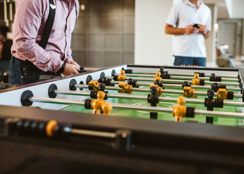 More Photos Of 10401 College Blvd, Overland Park Apartments For Lease