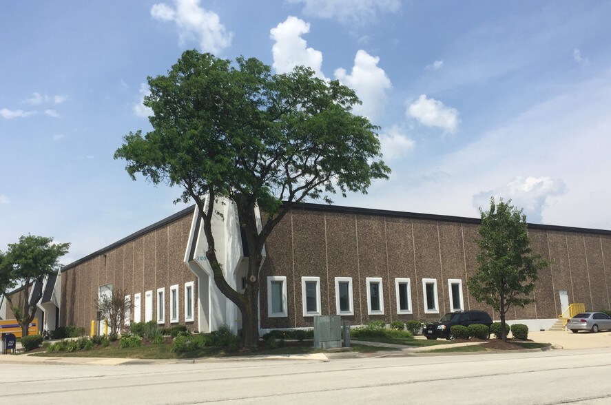 More Photos Of 1050 Arthur Ave, Elk Grove Village Warehouse For Lease