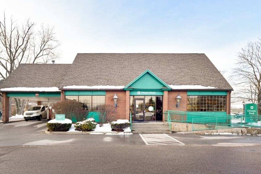 More Photos Of 60-78 Pearl St, Essex Junction Unknown For Lease