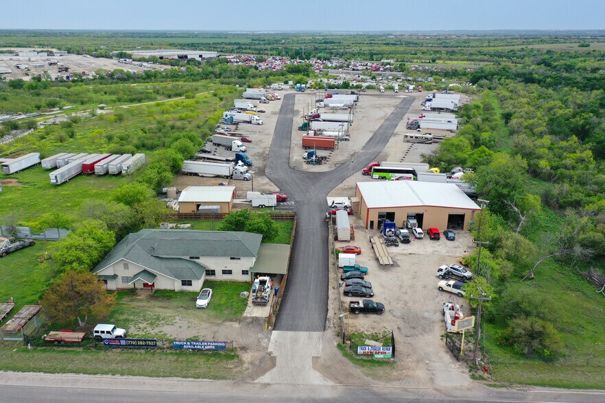 More Photos Of 10050 Interstate 35, San Antonio Industrial For Lease