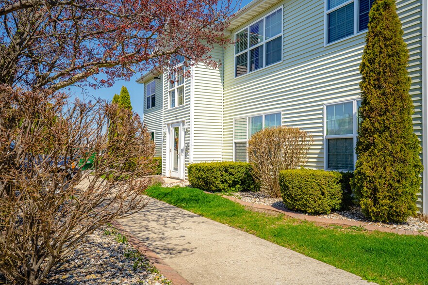 More Photos Of 1080 W 85th Ave, Merrillville Apartments For Sale