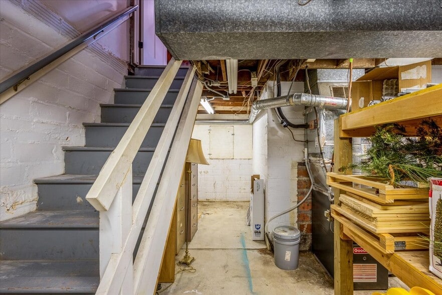 More Photos Of 300 Main St, Hallam Office For Sale