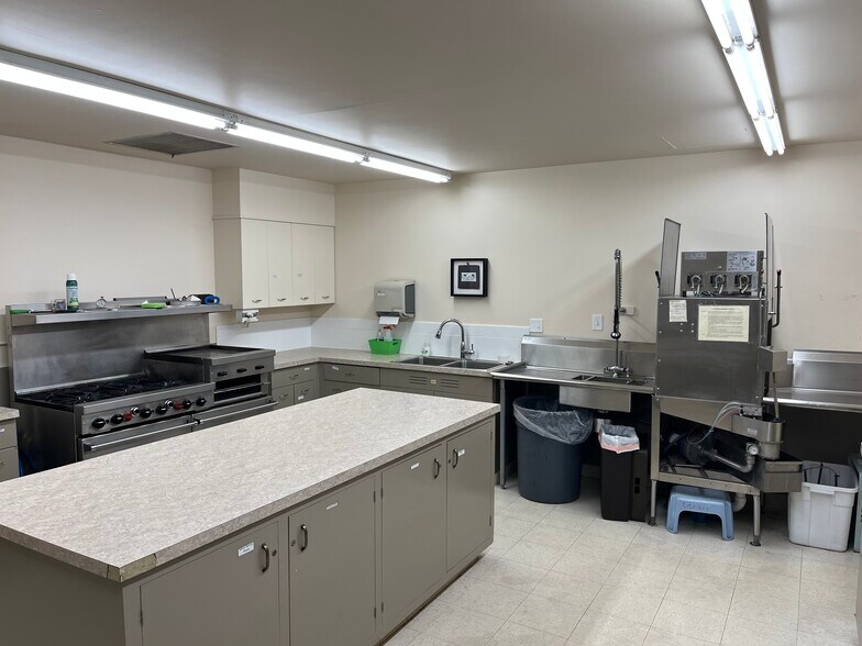 More Photos Of 2000 N Lincoln Ave, Loveland Religious Facility For Sale