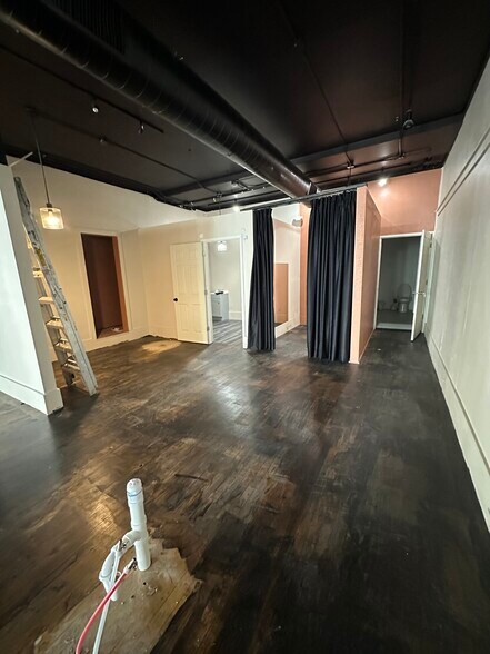 More Photos Of 1420 Lake Dr SE, Grand Rapids Restaurant For Lease