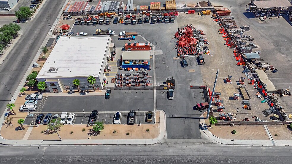 More Photos Of 2980 Marion Dr, Las Vegas Warehouse For Lease