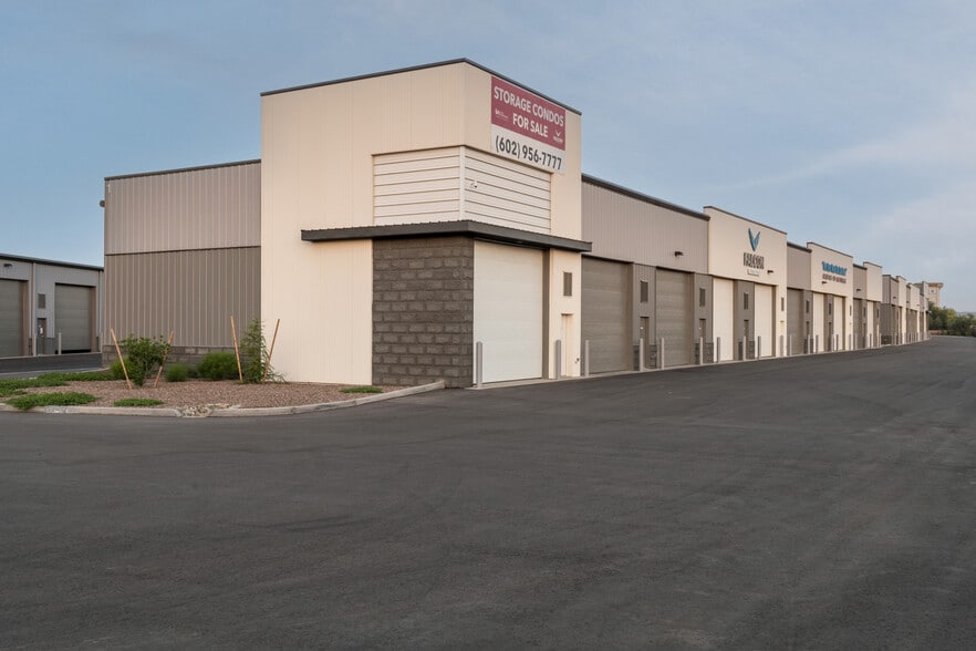 More Photos Of 450 E Willis Rd, Chandler Self Storage For Sale