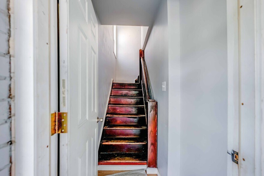 More Photos Of 5371 Huron St, Niagara Falls Apartments For Sale