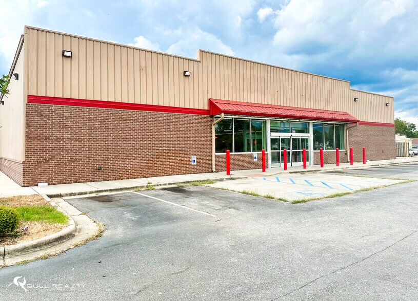 More Photos Of 4300 Vanderbilt Rd, Birmingham Freestanding For Sale