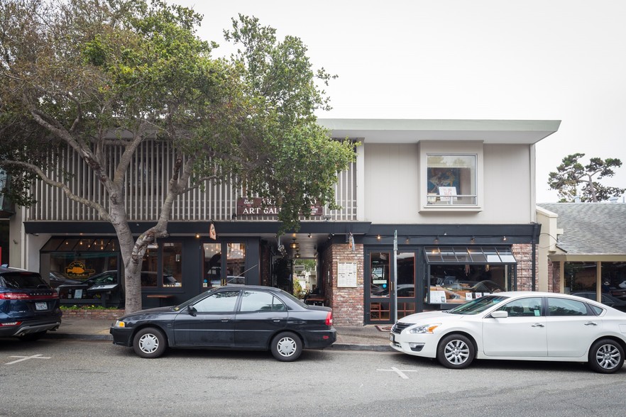 Primary Photo Of Ocean Ave @ San Carlos & Dolores, Carmel Freestanding For Lease