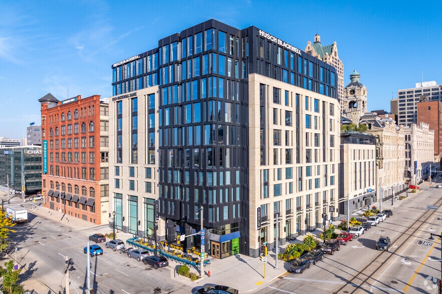 Primary Photo Of 511 N Broadway, Milwaukee Office For Lease