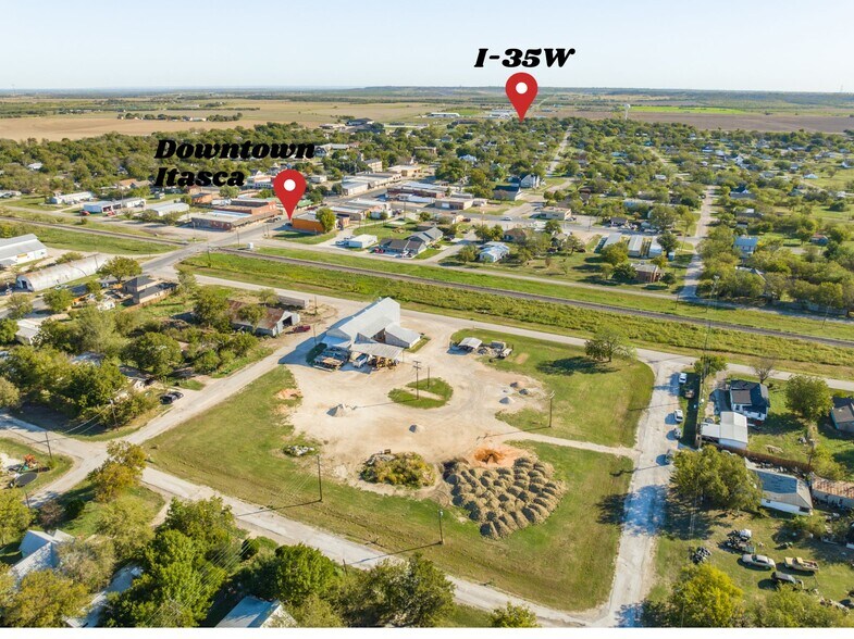 More Photos Of 200 S Wall St, Itasca Warehouse For Sale